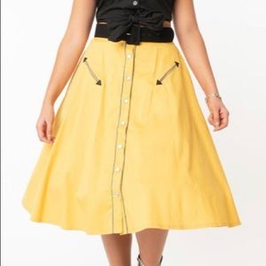 Unique Vintage Mustard Oakley Swing Skirt